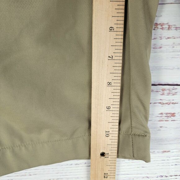 Under Armour Mens Sz 34 Golf Shorts HeatGear Loose Tan Flat Athletic 11" INS - Picture 4 of 10